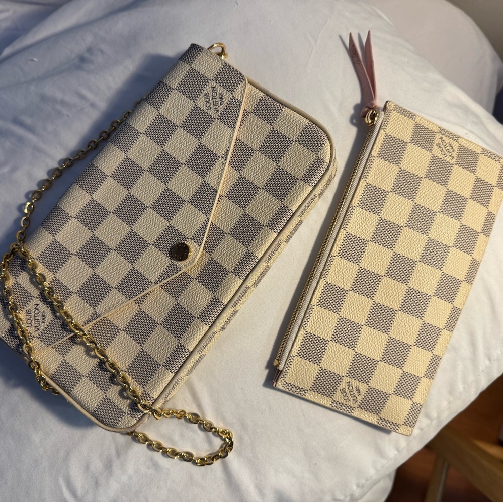 Authentic Louis Vuitton Félicie Pochette with Wallet